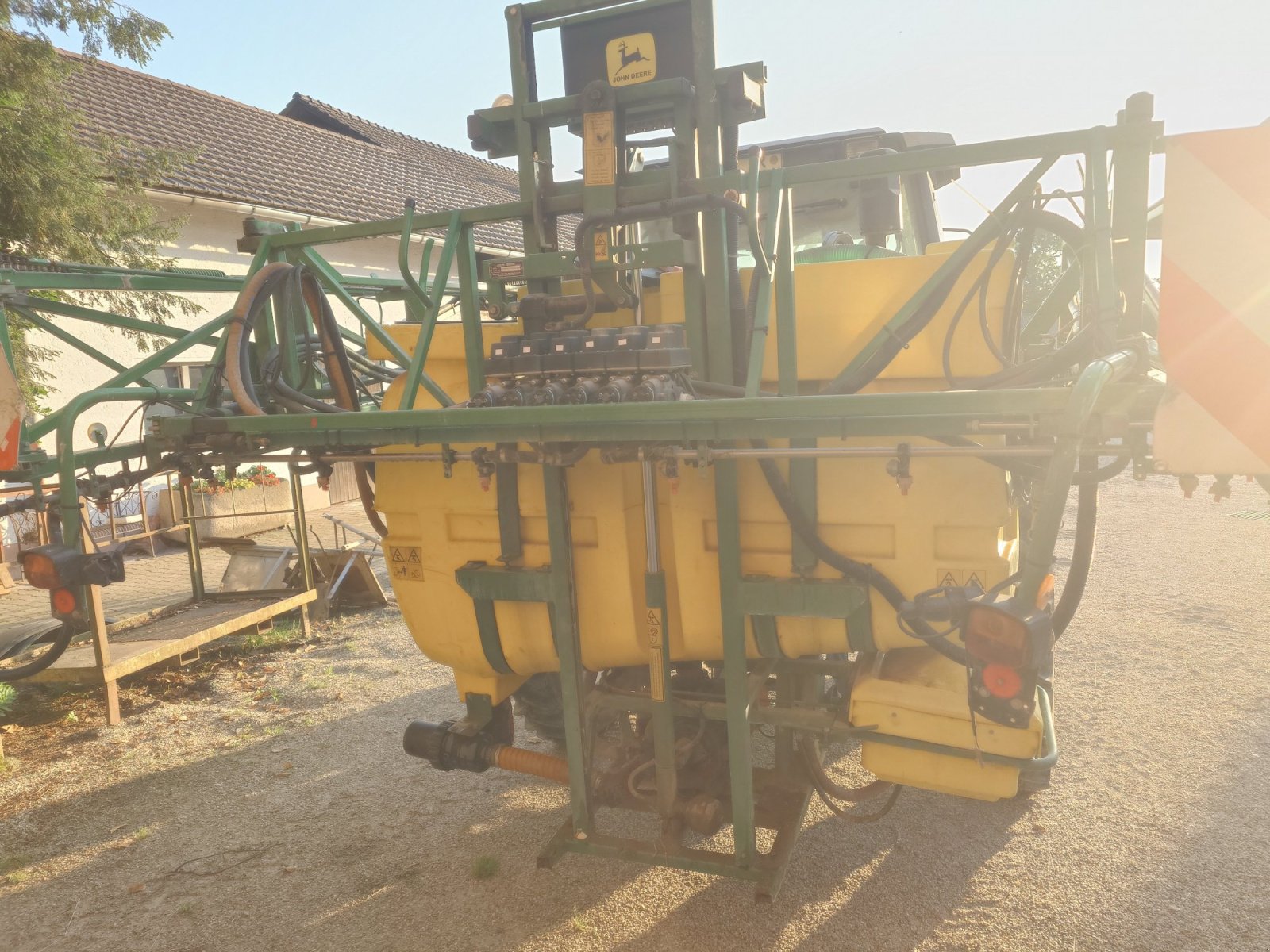 Feldspritze от тип John Deere 408, Gebrauchtmaschine в Bogen (Снимка 3)