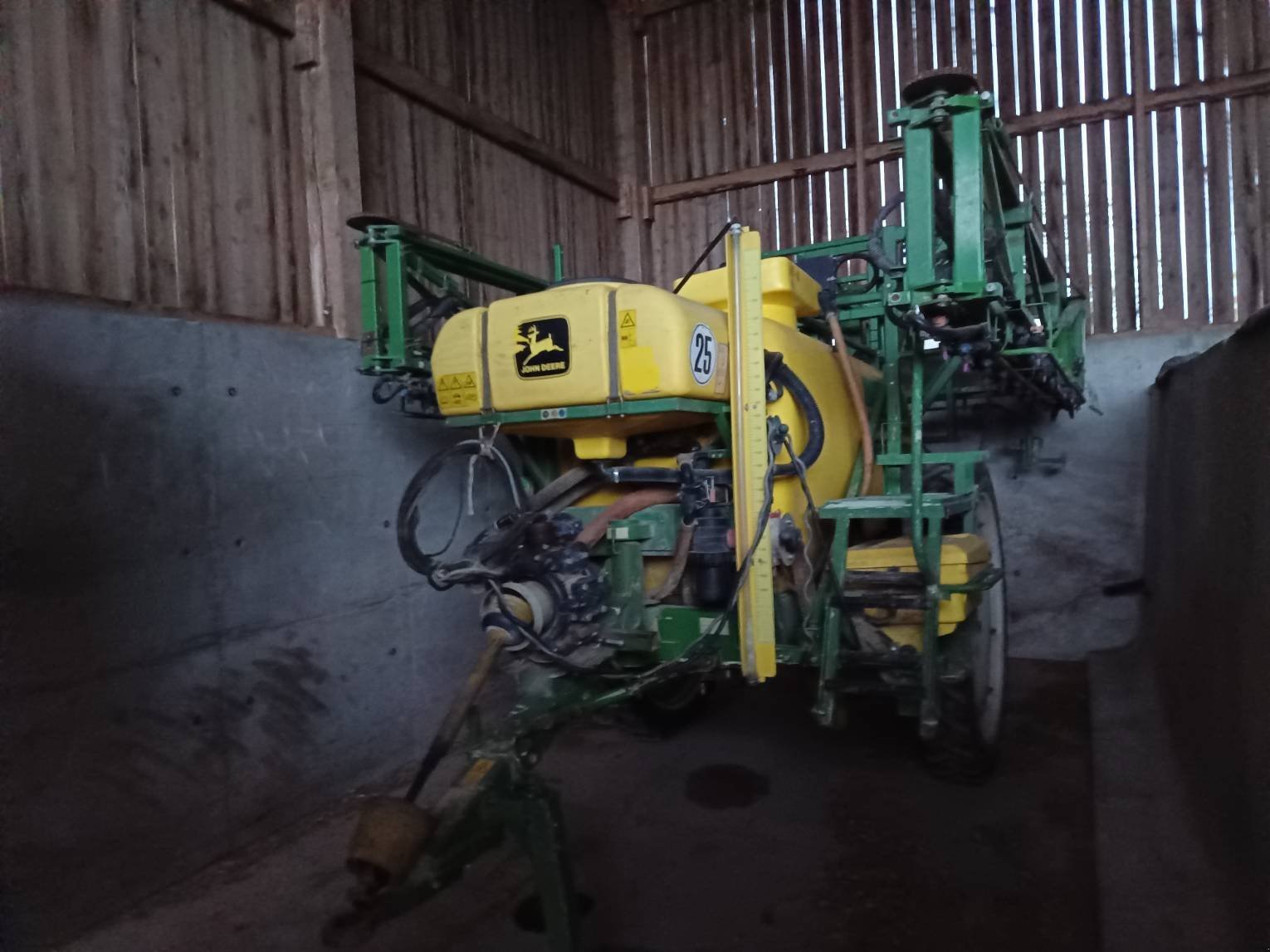 Feldspritze vrste John Deere 624, Gebrauchtmaschine v Le Horps (Slika 3)