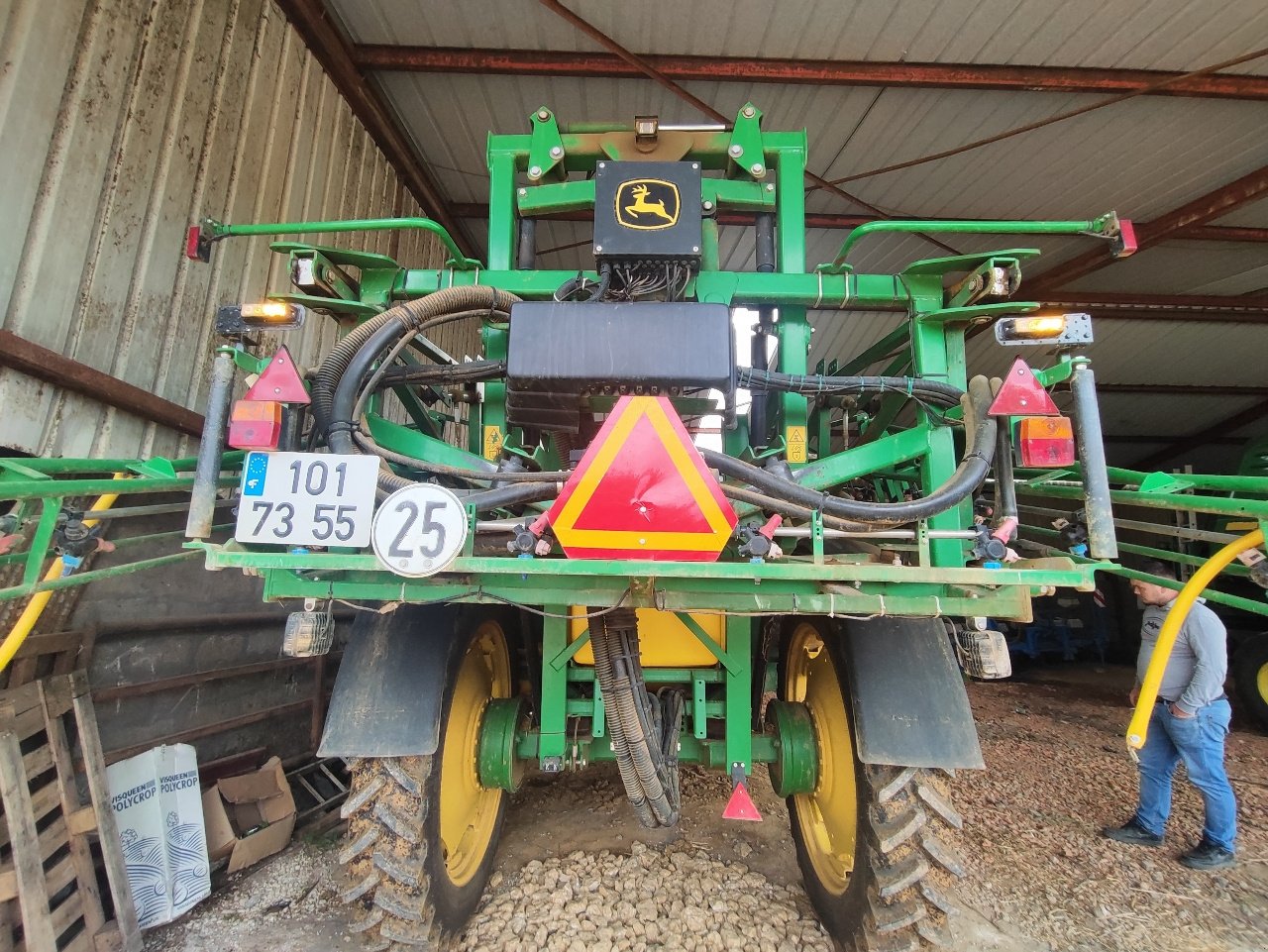 Feldspritze typu John Deere 724, Gebrauchtmaschine w STENAY (Zdjęcie 4)
