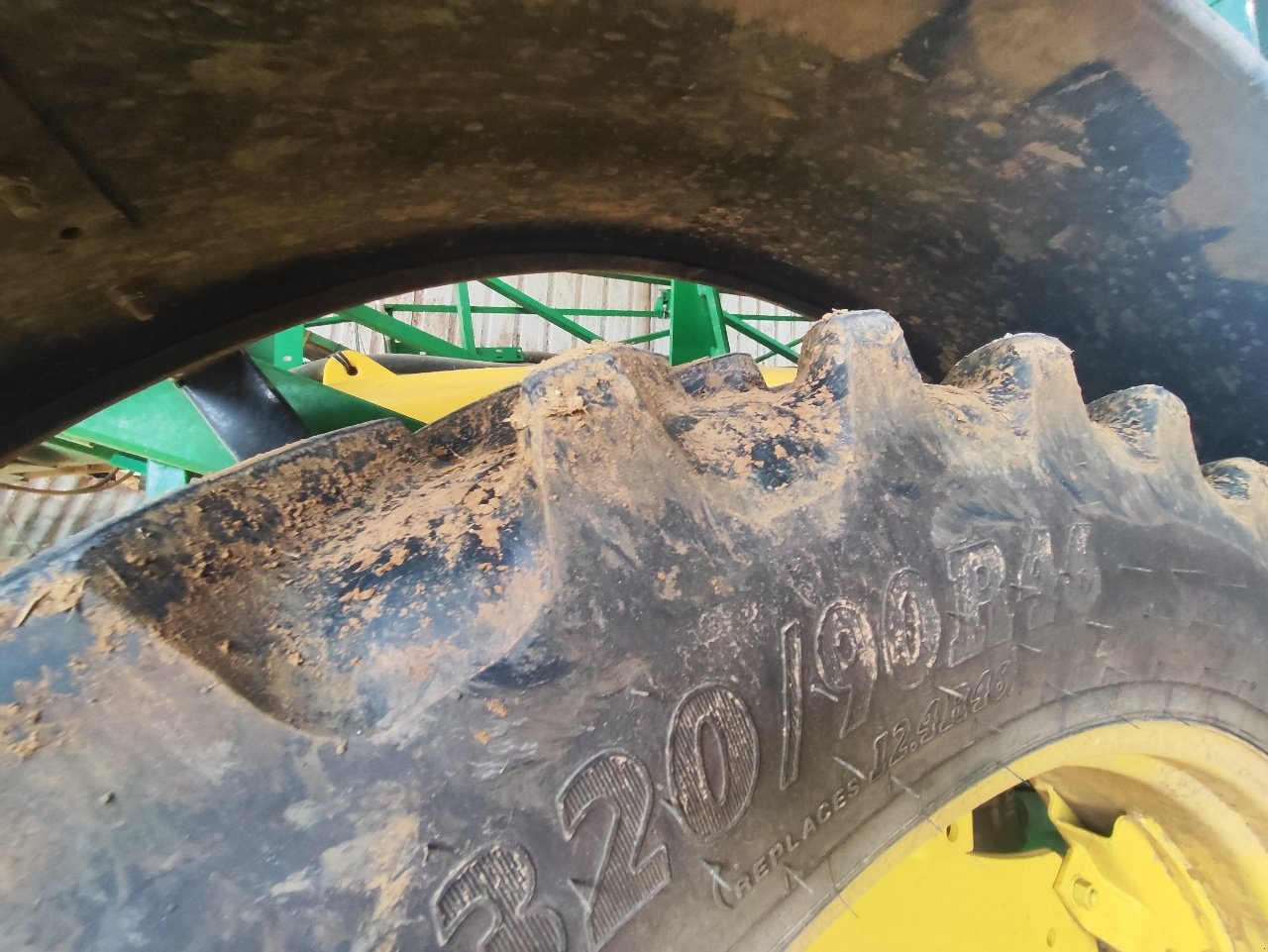 Feldspritze typu John Deere 724, Gebrauchtmaschine w STENAY (Zdjęcie 5)