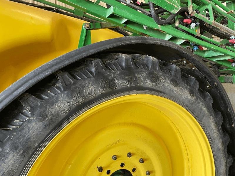 Feldspritze des Typs John Deere 732i TRAINE, Gebrauchtmaschine in VOUZIERS (Bild 10)