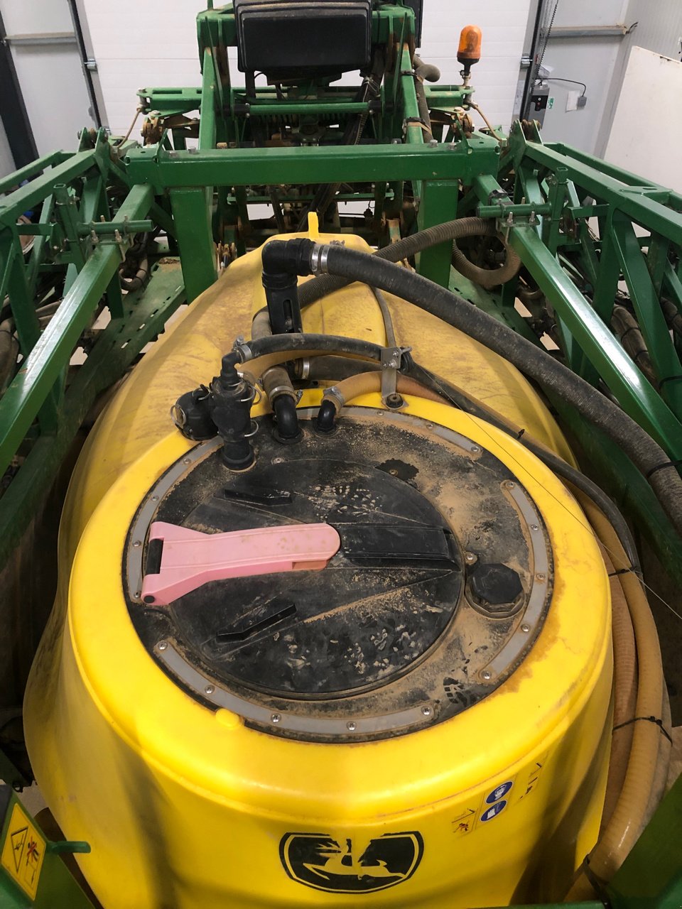 Feldspritze typu John Deere 832, Gebrauchtmaschine v Brabant-le-Roi (Obrázek 11)