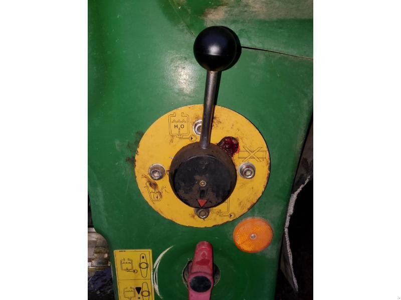 Feldspritze tipa John Deere 832, Gebrauchtmaschine u BRAY en Val (Slika 8)