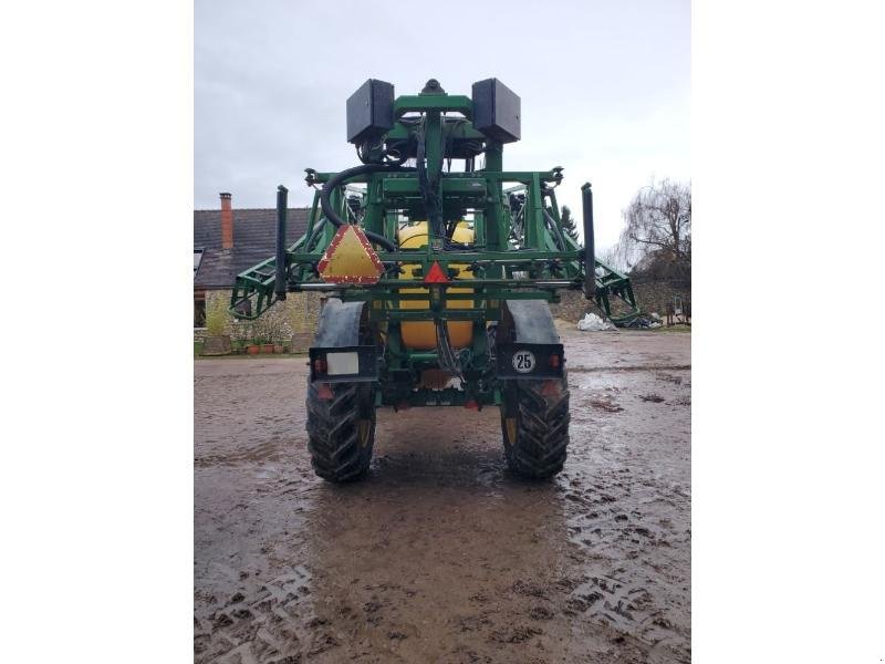 Feldspritze tipa John Deere 832, Gebrauchtmaschine u BRAY en Val (Slika 4)