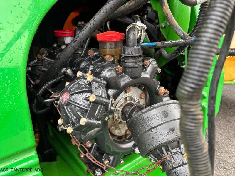 Feldspritze des Typs John Deere M900, Gebrauchtmaschine in ROYE (Bild 7)