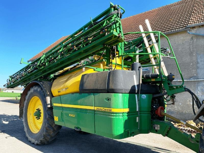Feldspritze от тип John Deere R952I, Gebrauchtmaschine в SAINT-GERMAIN DU PUY (Снимка 2)