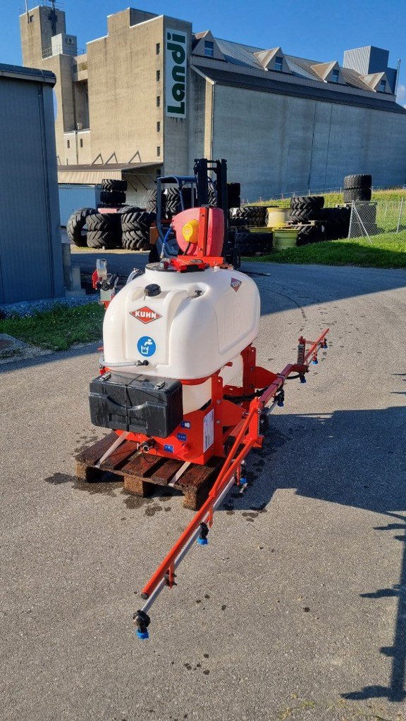 Feldspritze of the type Kuhn Actis 400, Vorführmaschine in Chavornay (Picture 1)