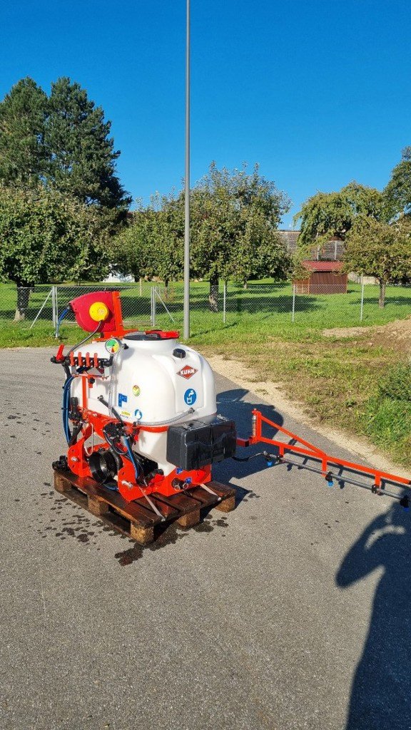 Feldspritze of the type Kuhn Actis 400, Vorführmaschine in Chavornay (Picture 3)