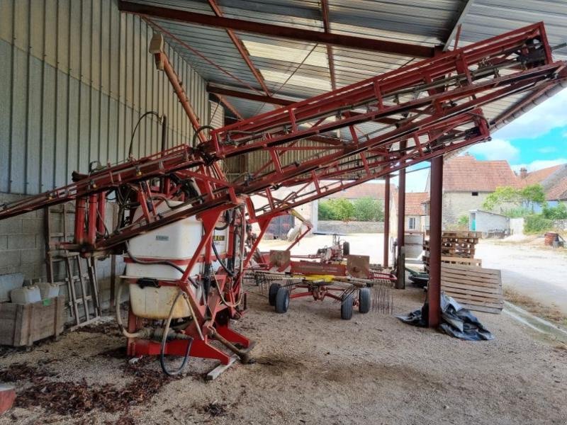 Feldspritze του τύπου Kuhn ARC-EN-CIEL, Gebrauchtmaschine σε CHAUMONT (Φωτογραφία 3)