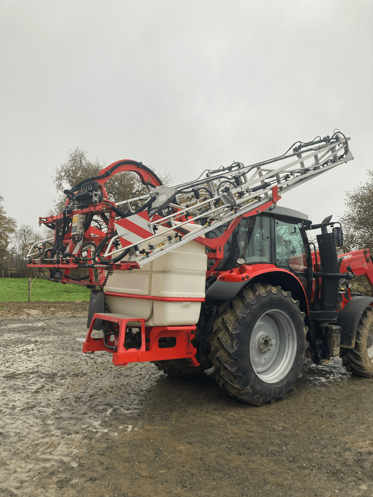 Feldspritze tipa Kuhn DELTIS 1200L POMPE PM125, Gebrauchtmaschine u CINTHEAUX (Slika 2)