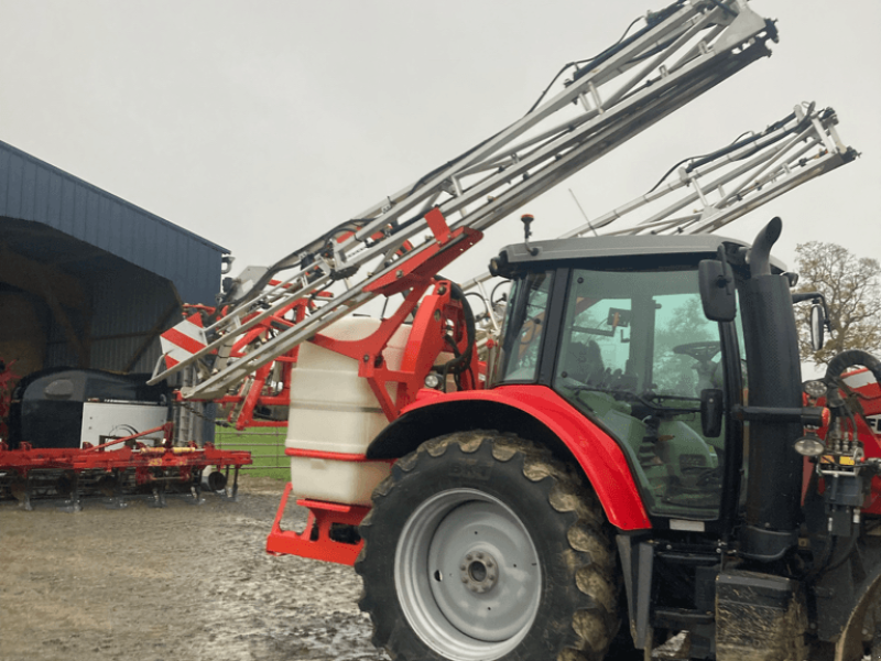 Feldspritze typu Kuhn DELTIS 1200L POMPE PM125, Gebrauchtmaschine v CINTHEAUX (Obrázek 1)