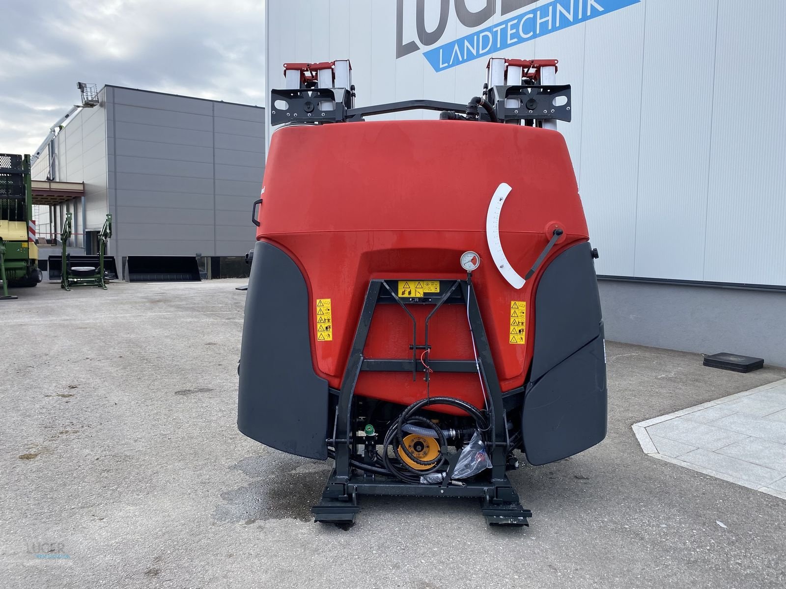 Feldspritze des Typs Kverneland ixter A 12, Neumaschine in Niederkappel (Bild 2)