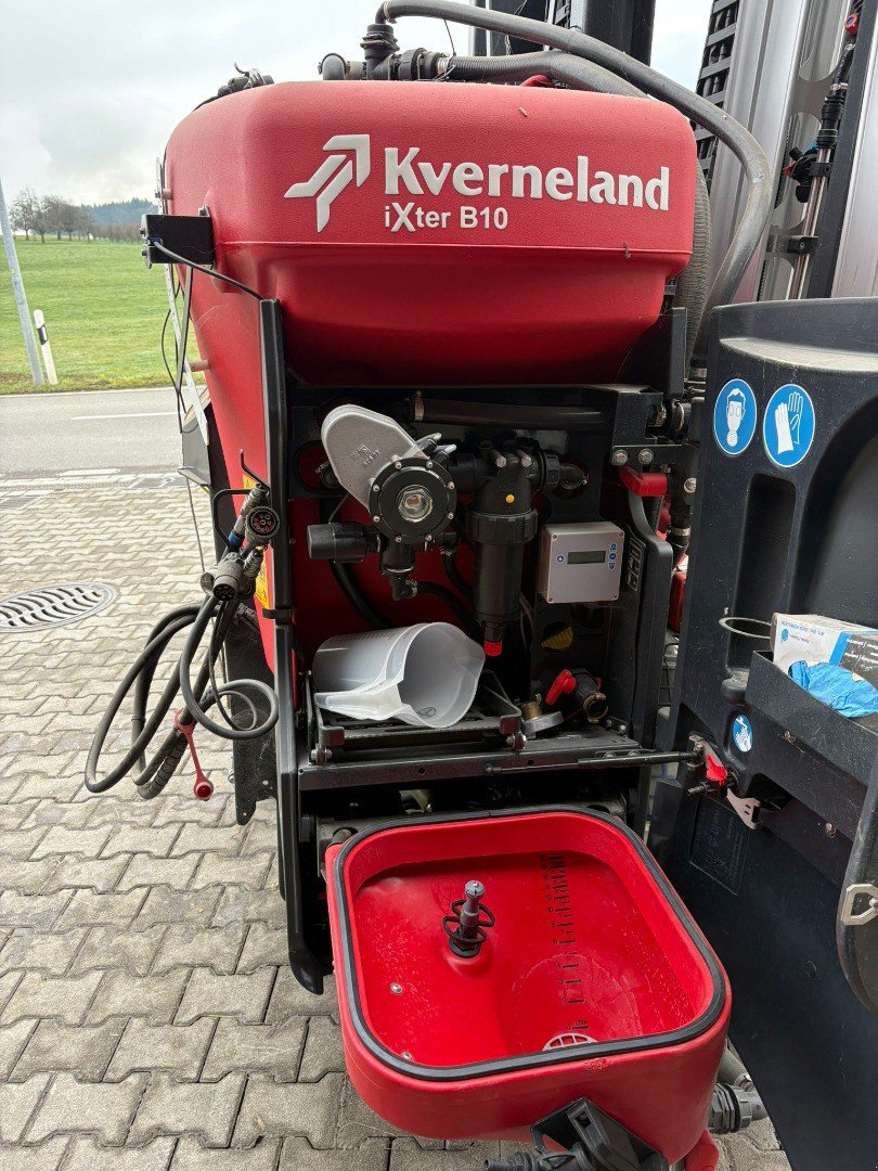 Feldspritze des Typs Kverneland Ixter B 1000 15m HOSA Gestänge, Gebrauchtmaschine in Bertschikon (Bild 7)