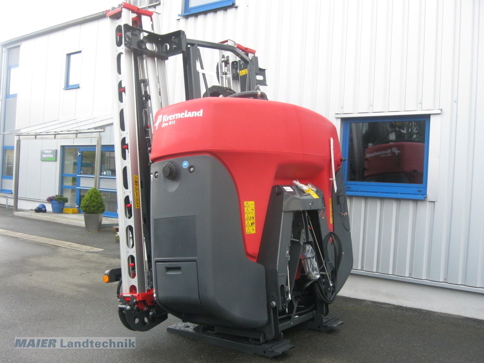 Feldspritze des Typs Kverneland iXter B 13 iXspray, Neumaschine in Dieterskirchen (Bild 1)