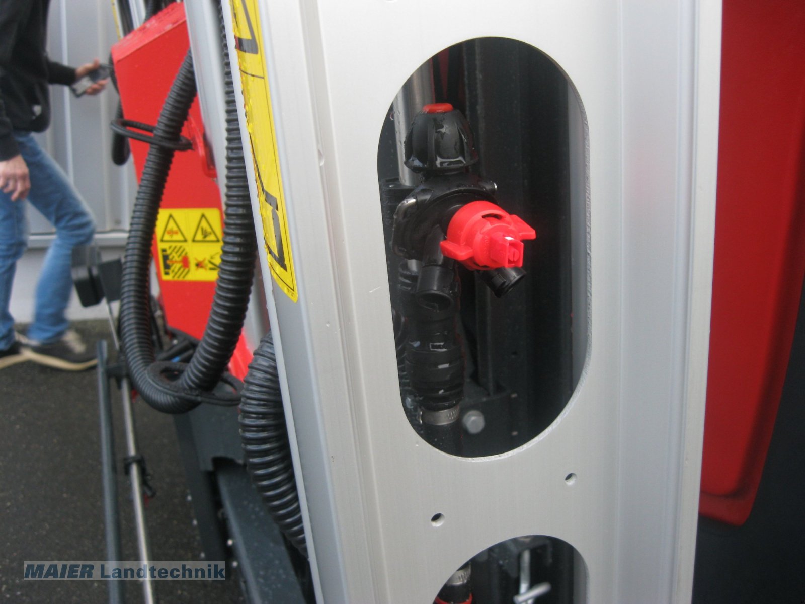 Feldspritze des Typs Kverneland iXter B 13 iXspray, Neumaschine in Dieterskirchen (Bild 9)