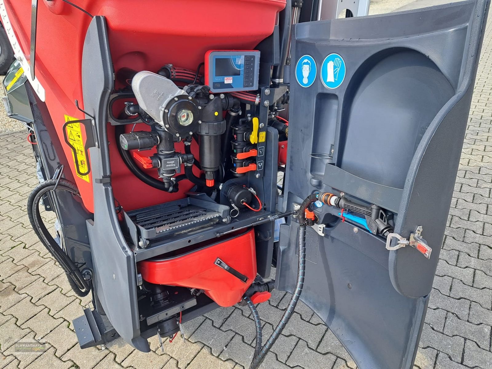 Feldspritze des Typs Kverneland iXter B13 15m HOSA, Neumaschine in Aurolzmünster (Bild 4)