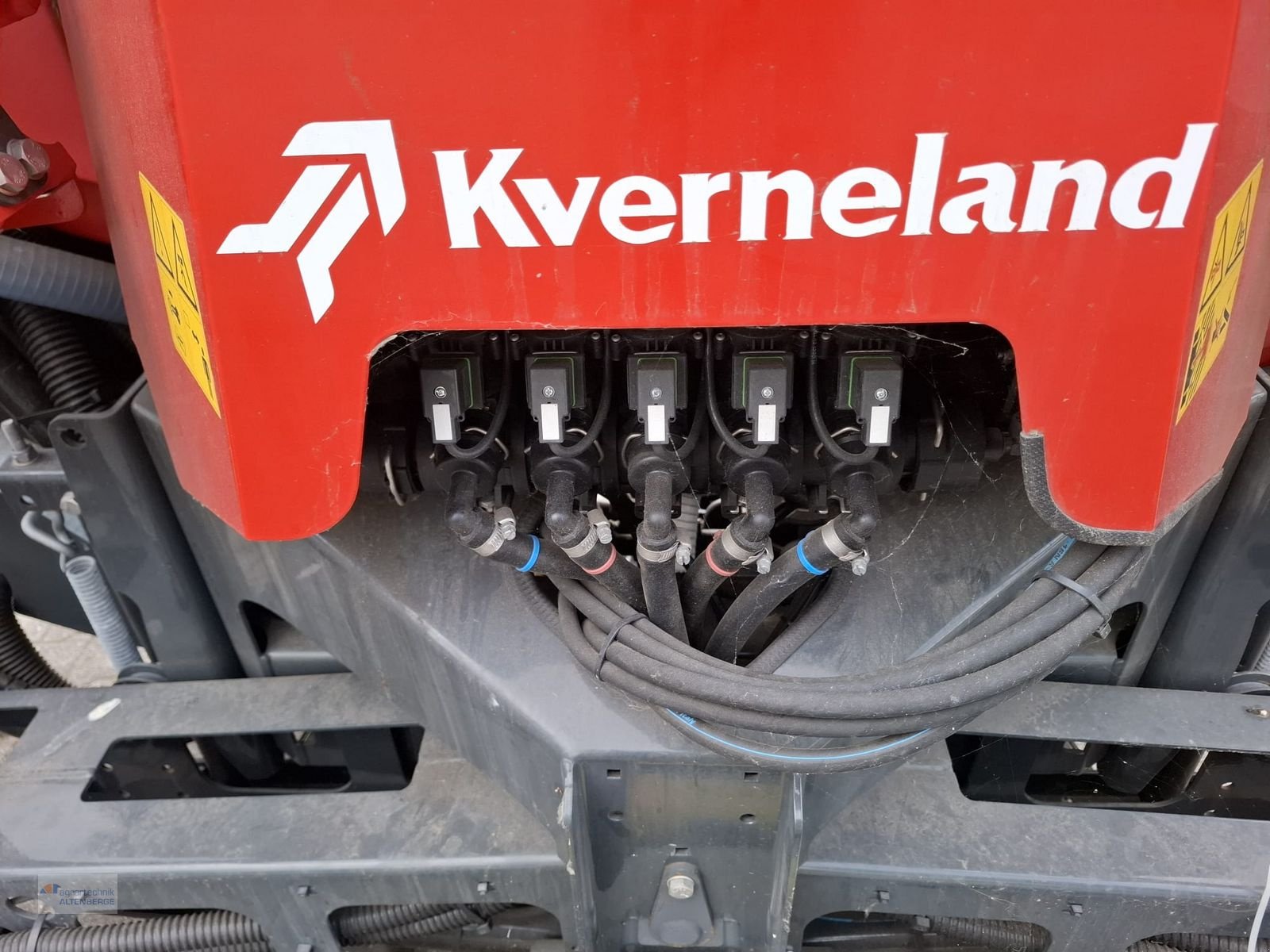 Feldspritze of the type Kverneland iXter B18, Neumaschine in Altenberge (Picture 9)