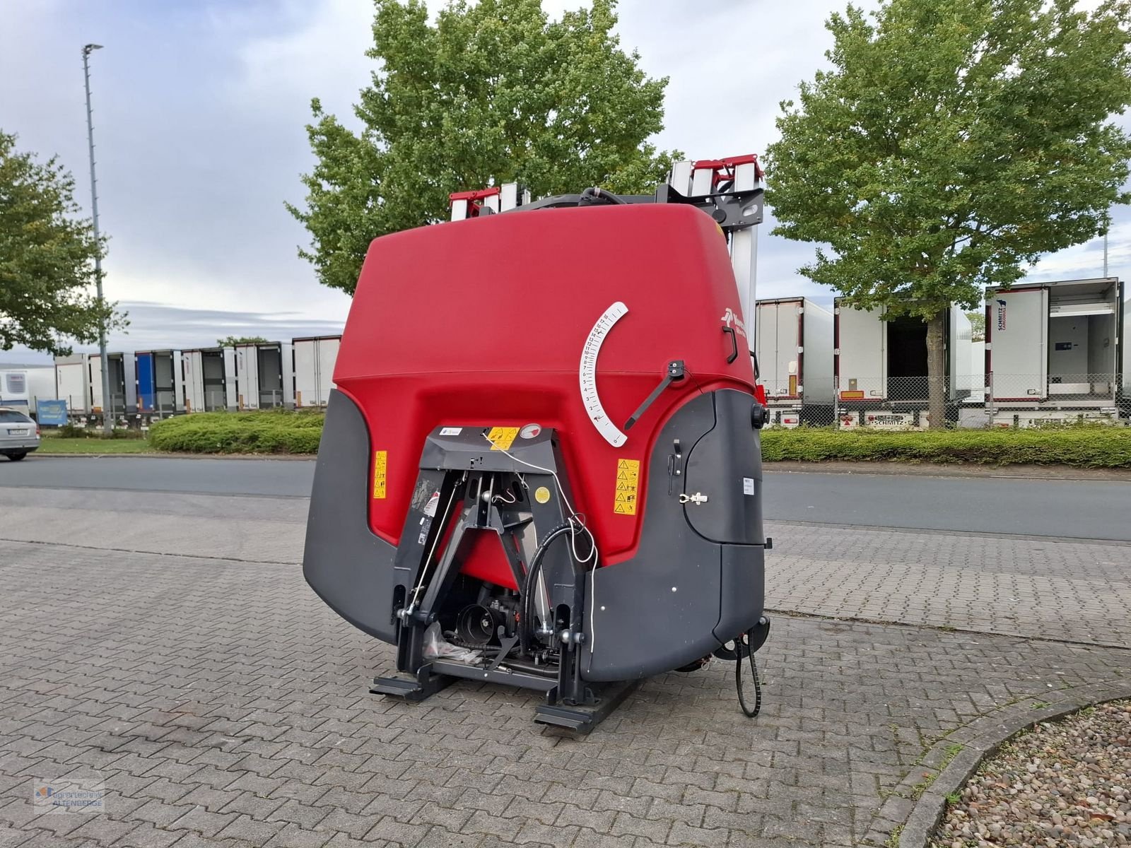 Feldspritze of the type Kverneland iXter B18, Neumaschine in Altenberge (Picture 4)