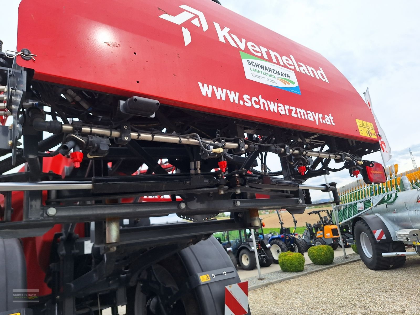 Feldspritze van het type Kverneland T4 4600 HSS27 iXflow, Vorführmaschine in Aurolzmünster (Foto 16)