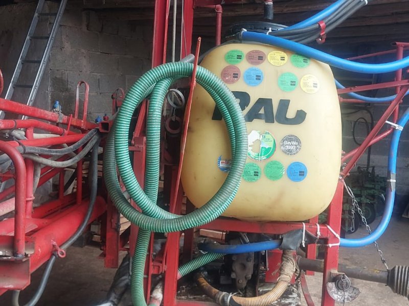 Feldspritze des Typs Rau 440l, Gebrauchtmaschine in Bütthard-Gützingen (Bild 1)