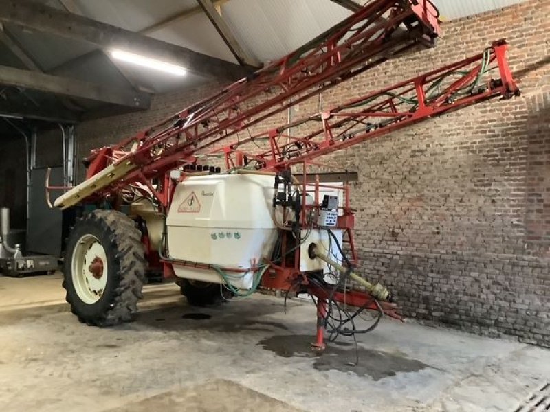 Feldspritze от тип Sonstige 3200L, Gebrauchtmaschine в les hayons