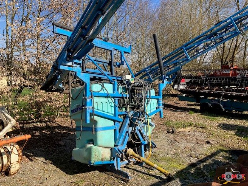 Feldspritze des Typs Sonstige ACCESS, Gebrauchtmaschine in Gennes sur glaize (Bild 3)