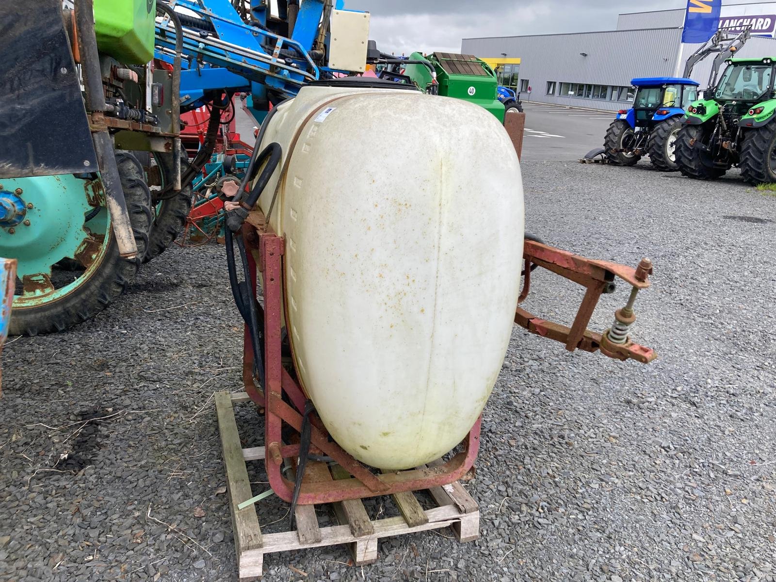 Feldspritze of the type Sonstige DIVERS, Gebrauchtmaschine in ISIGNY-LE-BUAT (Picture 2)