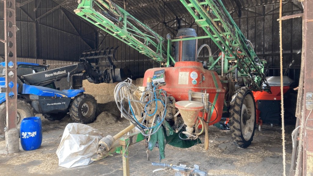 Feldspritze of the type Sonstige FX 2500, Gebrauchtmaschine in CORMENON (Picture 2)