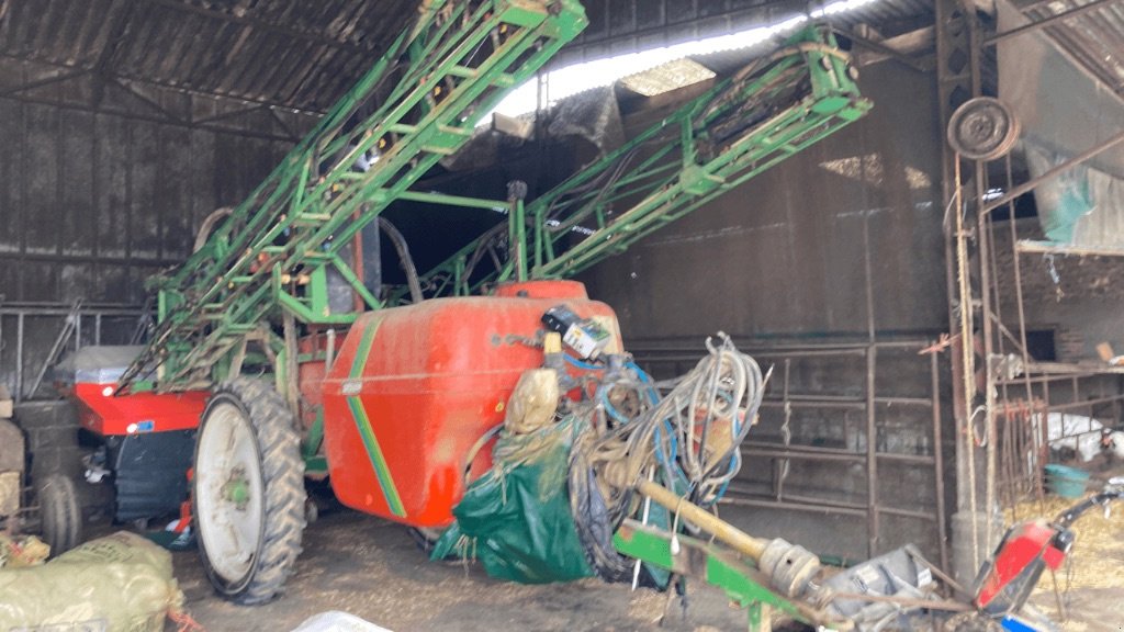 Feldspritze of the type Sonstige FX 2500, Gebrauchtmaschine in CORMENON (Picture 1)