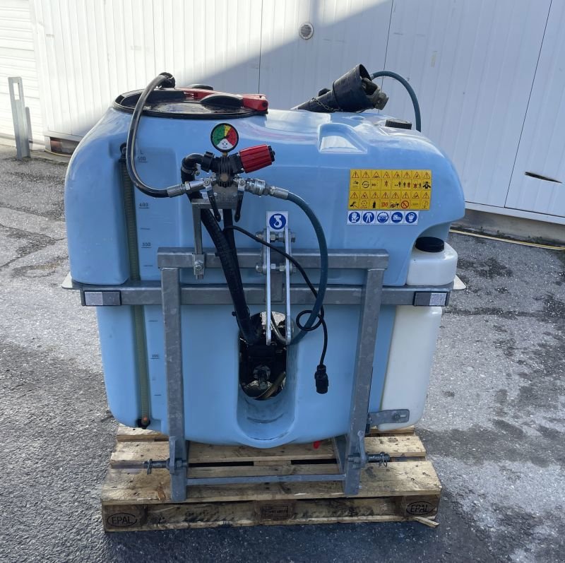 Feldspritze of the type Sonstige Poly 500 PB Wassertank, Gebrauchtmaschine in Chur (Picture 1)