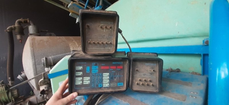 Feldspritze typu Sonstige RACER 3200 L. / 28 M., Gebrauchtmaschine v CHEVILLON  (MAIZEROY) (Obrázek 9)