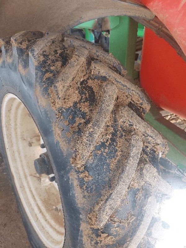 Feldspritze of the type Sonstige SVX 400 S, Gebrauchtmaschine in CHEVILLON  (MAIZEROY) (Picture 6)