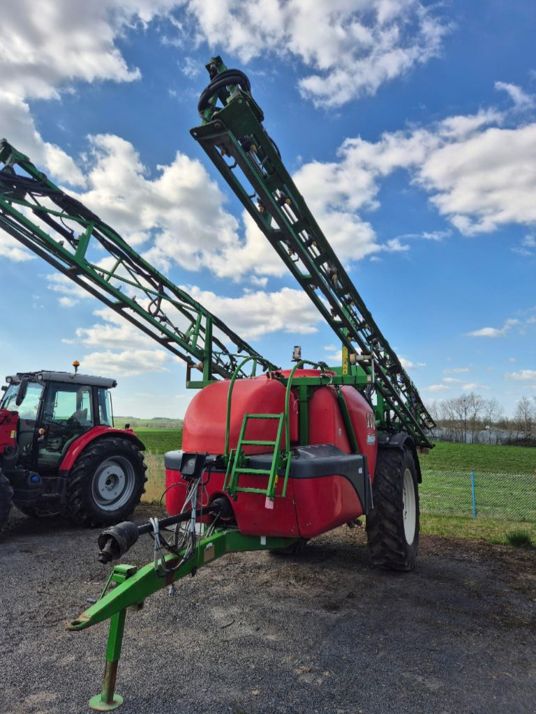 Feldspritze za tip Sonstige SVX320, Gebrauchtmaschine u MORHANGE (Slika 3)