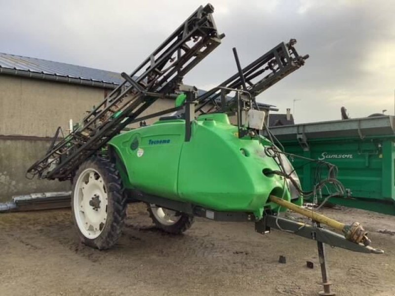 Feldspritze des Typs Tecnoma 3000L, Gebrauchtmaschine in les hayons (Bild 4)