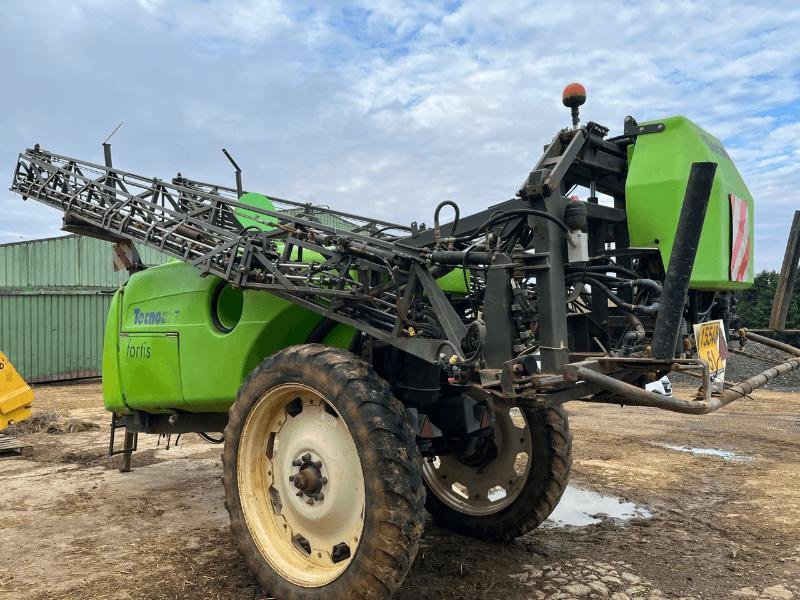 Feldspritze des Typs Tecnoma FORTIS 2002, Gebrauchtmaschine in STENAY (Bild 1)
