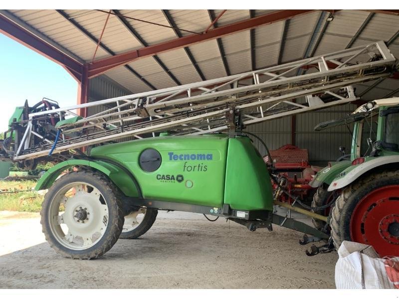 Feldspritze des Typs Tecnoma FORTIS 3100, Gebrauchtmaschine in ROYE (Bild 1)