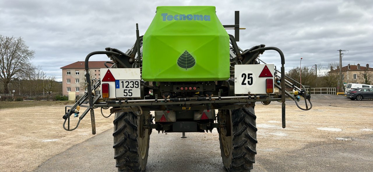 Feldspritze of the type Tecnoma FORTIS 3200, Gebrauchtmaschine in Eton (Picture 11)