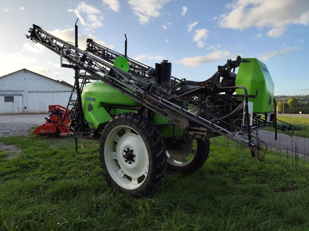 Feldspritze of the type Tecnoma Galaxy GY30 S, Gebrauchtmaschine in Roches-sur-Marne (Picture 3)