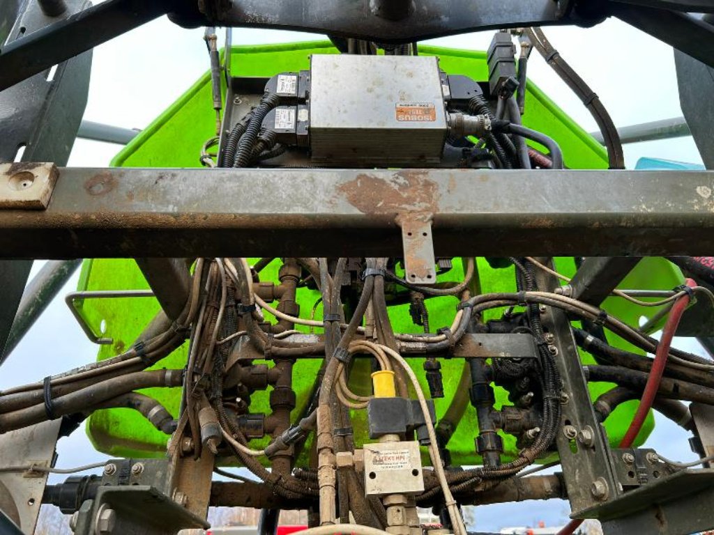 Feldspritze des Typs Tecnoma TC31EF, Gebrauchtmaschine in JOSSELIN (Bild 7)