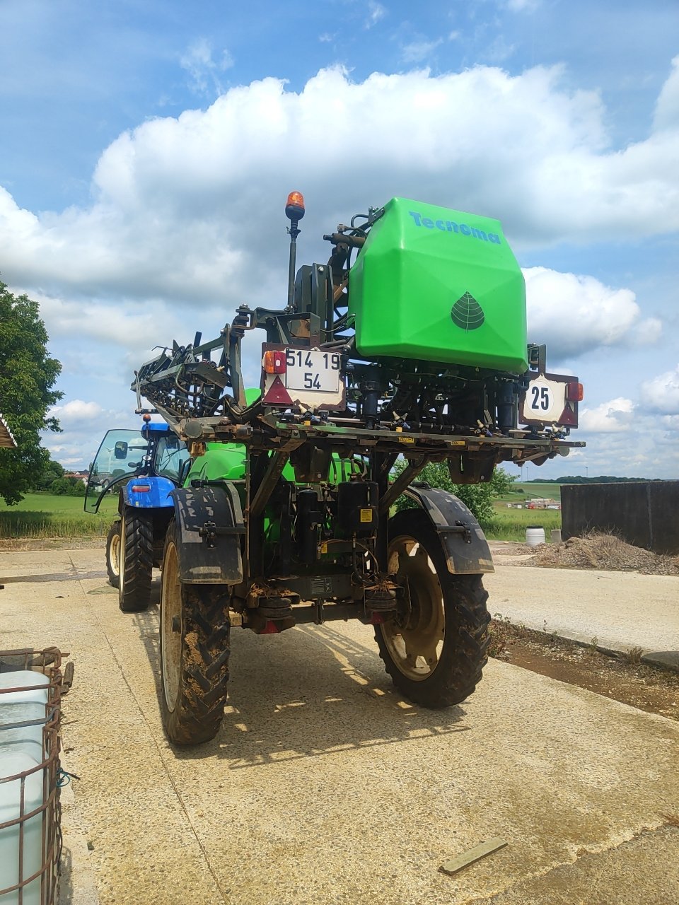 Feldspritze des Typs Tecnoma Tecnis 3100, Gebrauchtmaschine in Eton (Bild 4)