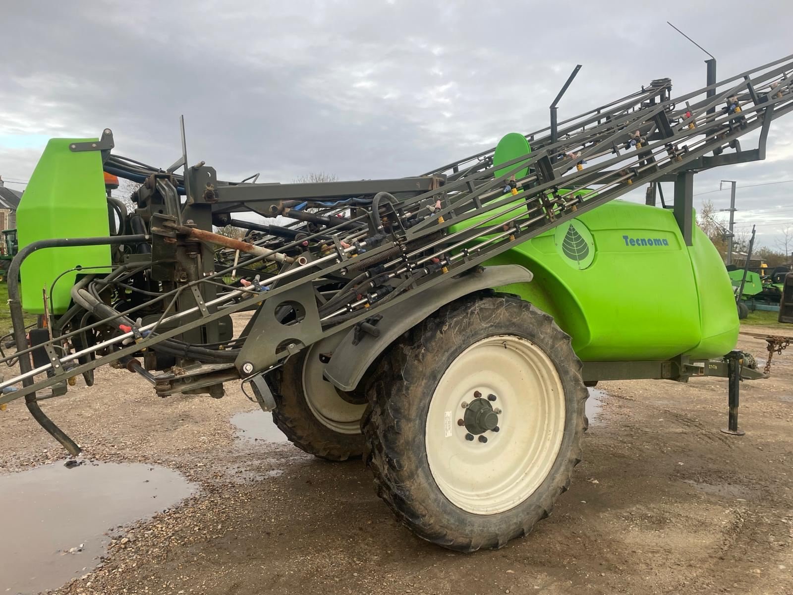 Feldspritze typu Tecnoma TECNIS, Gebrauchtmaschine v BOSC LE HARD (Obrázek 3)