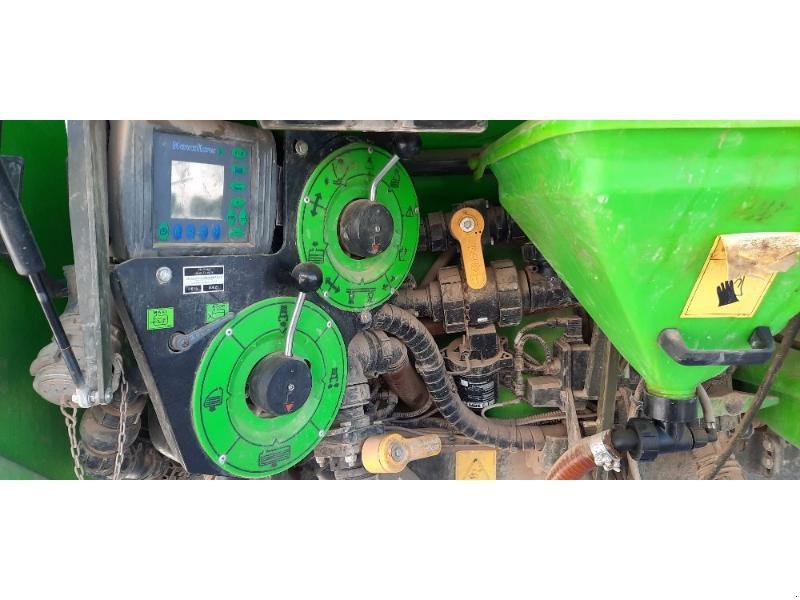 Feldspritze типа Tecnoma TECNIS4500, Gebrauchtmaschine в CHAUMONT (Фотография 8)