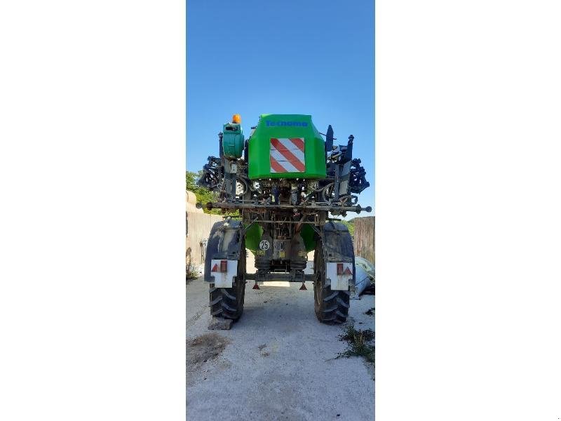 Feldspritze типа Tecnoma TECNIS4500, Gebrauchtmaschine в CHAUMONT (Фотография 4)