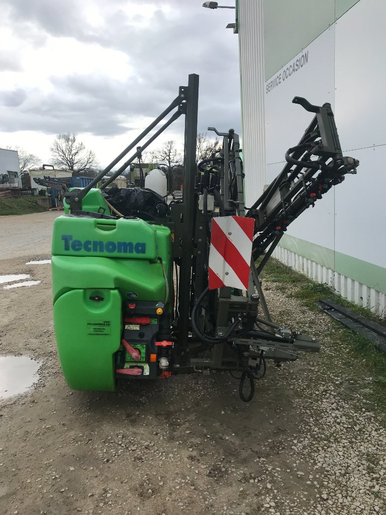 Feldspritze des Typs Tecnoma Xenis 8, Gebrauchtmaschine in MORLHON LE HAUT (Bild 3)