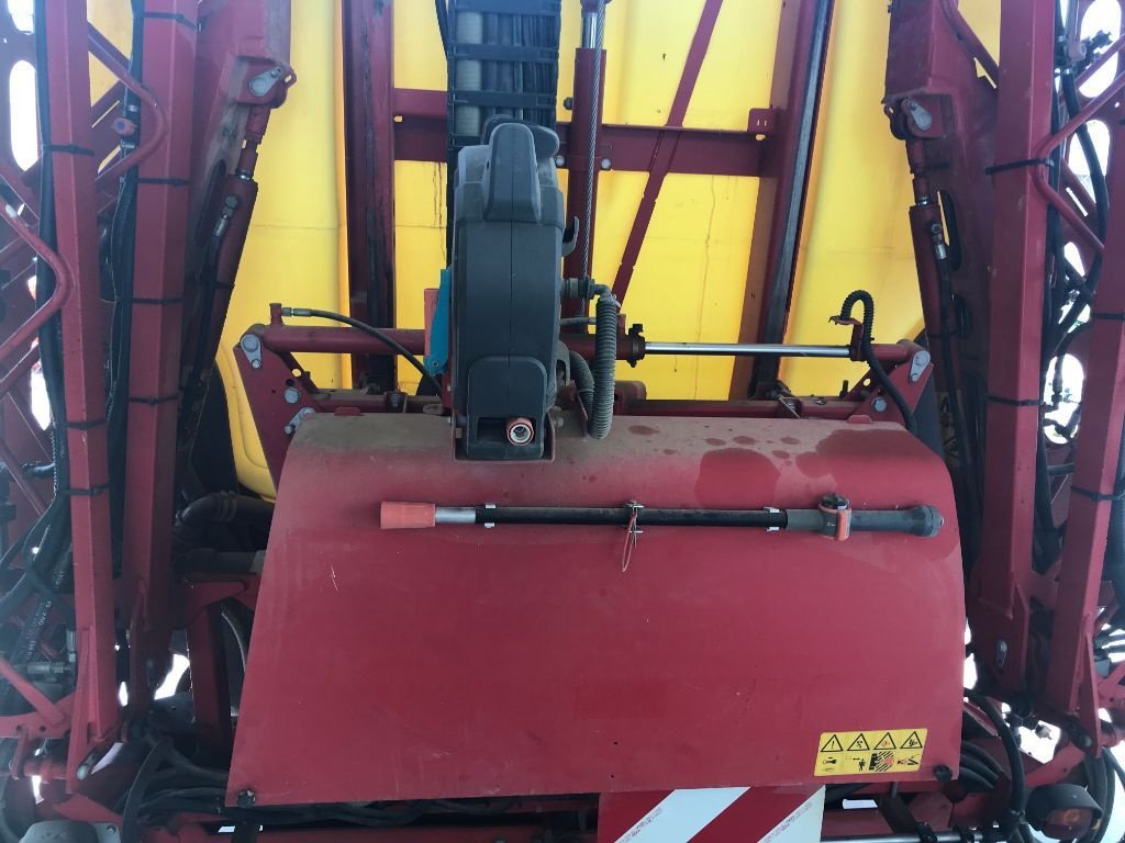 Feldspritze of the type Vicon Ixter b16, Gebrauchtmaschine in MORLHON LE HAUT (Picture 8)