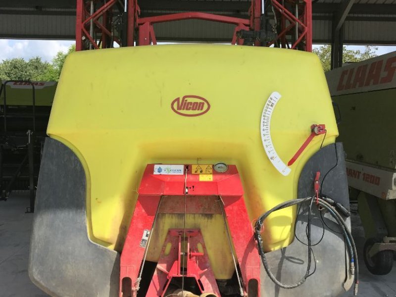 Feldspritze des Typs Vicon Ixter b16, Gebrauchtmaschine in MORLHON LE HAUT (Bild 1)