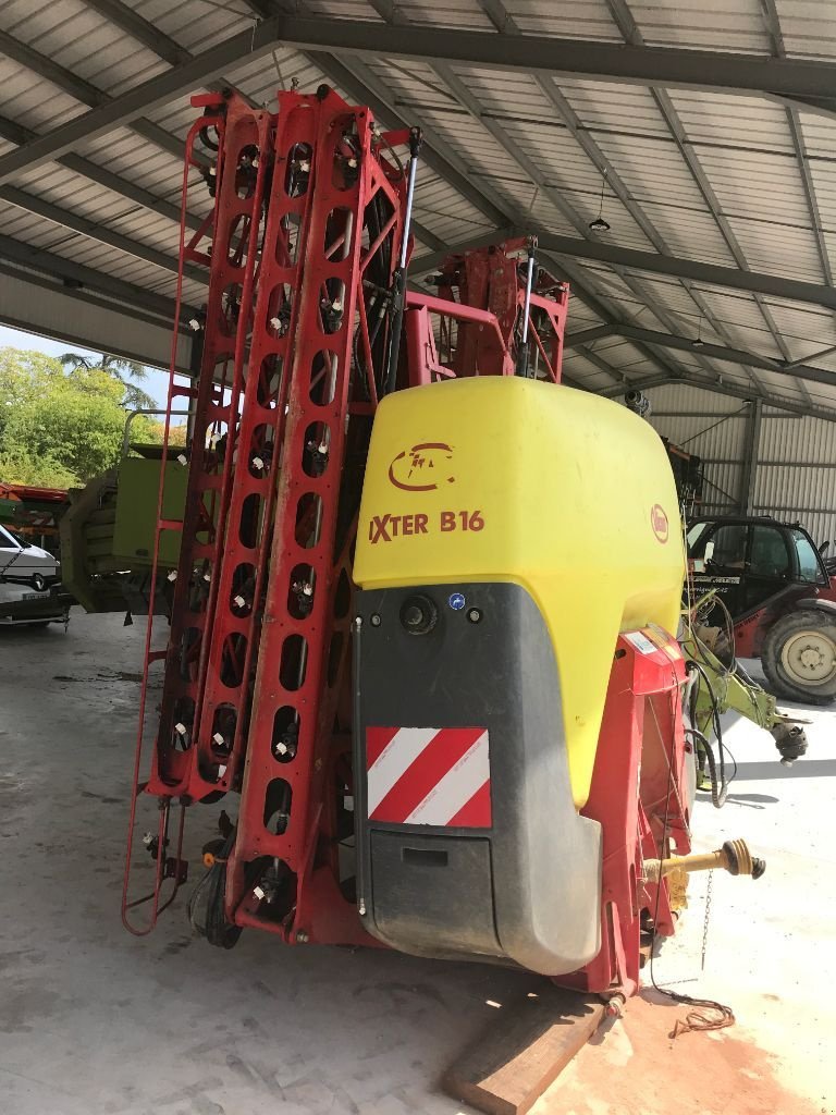 Feldspritze of the type Vicon Ixter b16, Gebrauchtmaschine in MORLHON LE HAUT (Picture 3)