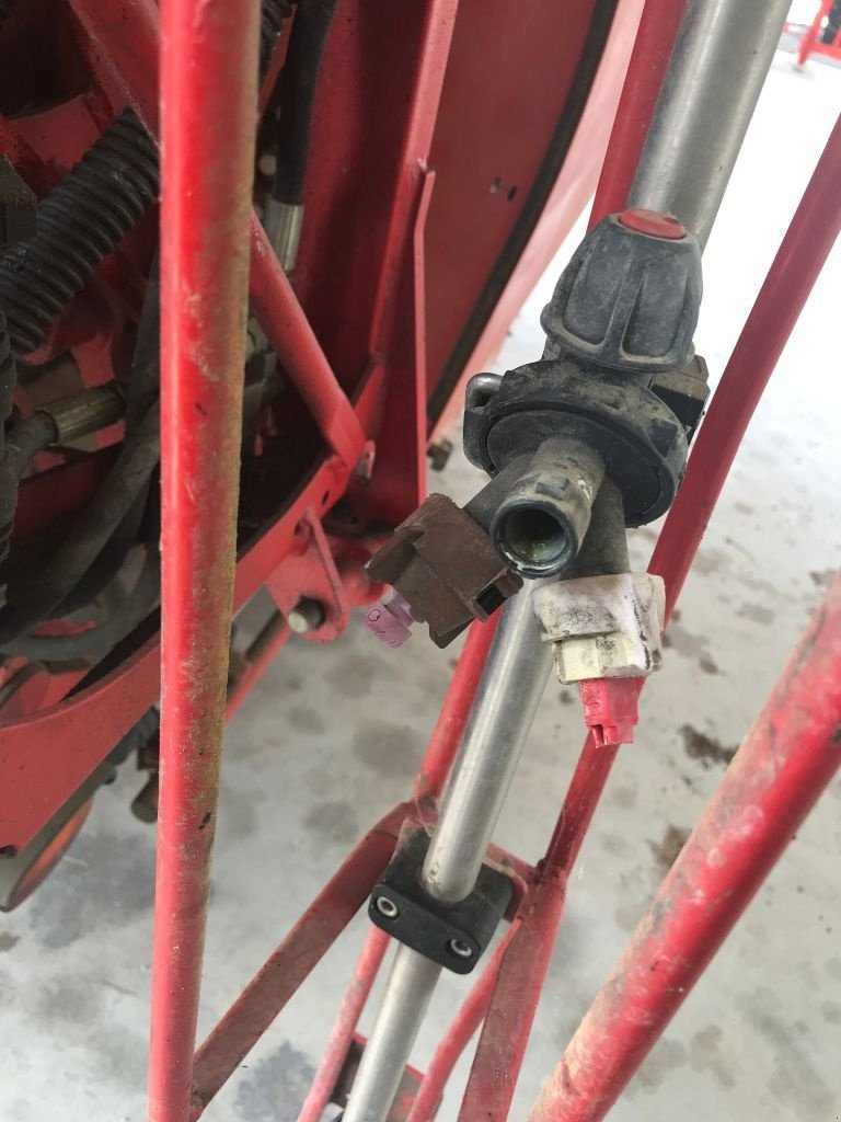 Feldspritze of the type Vicon Ixter b16, Gebrauchtmaschine in MORLHON LE HAUT (Picture 10)