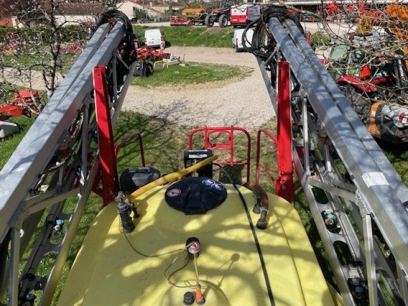 Feldspritze van het type Vicon Ixtrack C40, Gebrauchtmaschine in CASTRES (Foto 10)