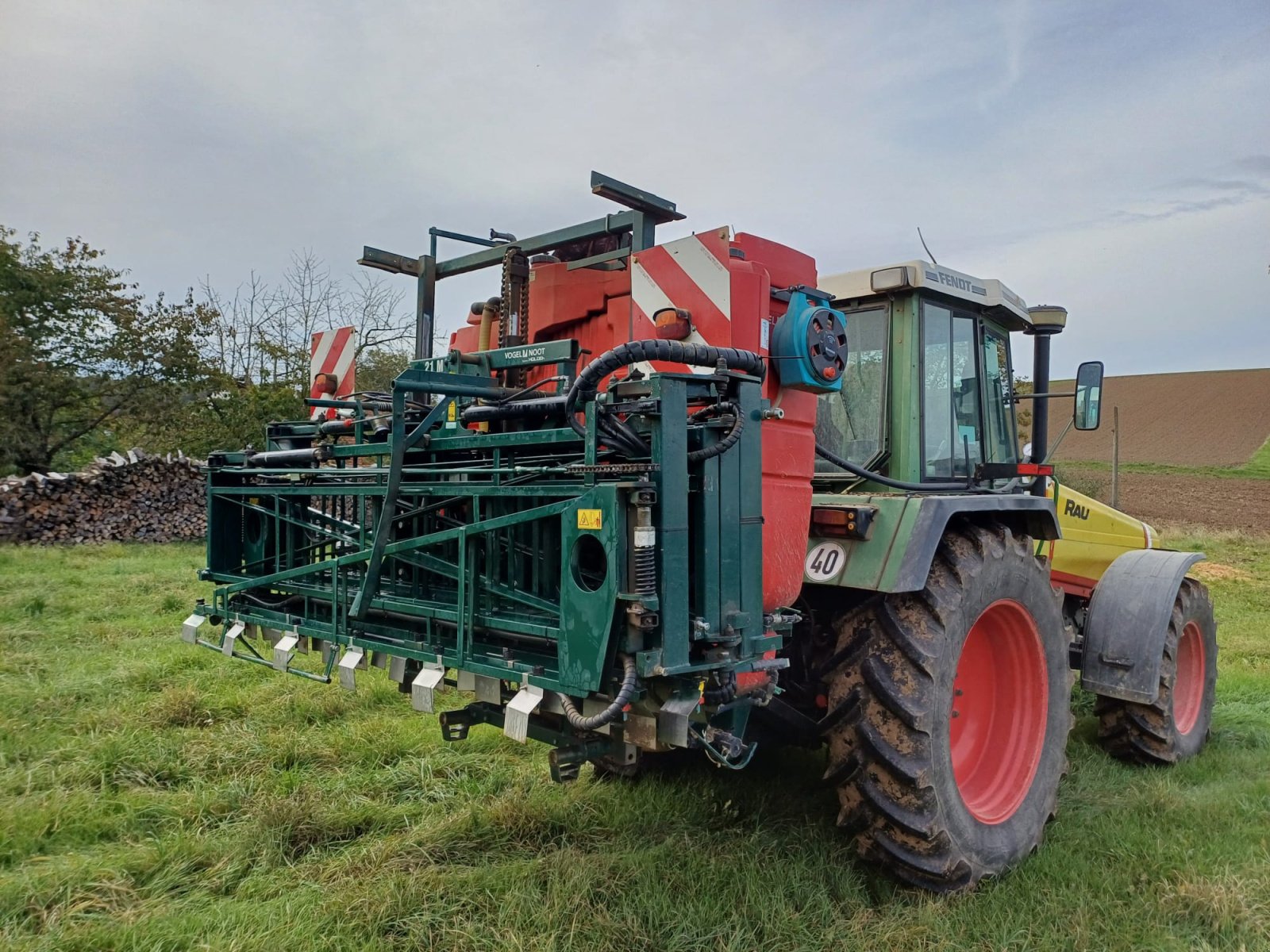Feldspritze of the type Vogel & Noot Feldspritze IS 1200, Gebrauchtmaschine in Creglingen (Picture 1)